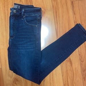 Abercrombie & Fitch High Rise Skinny Jeans